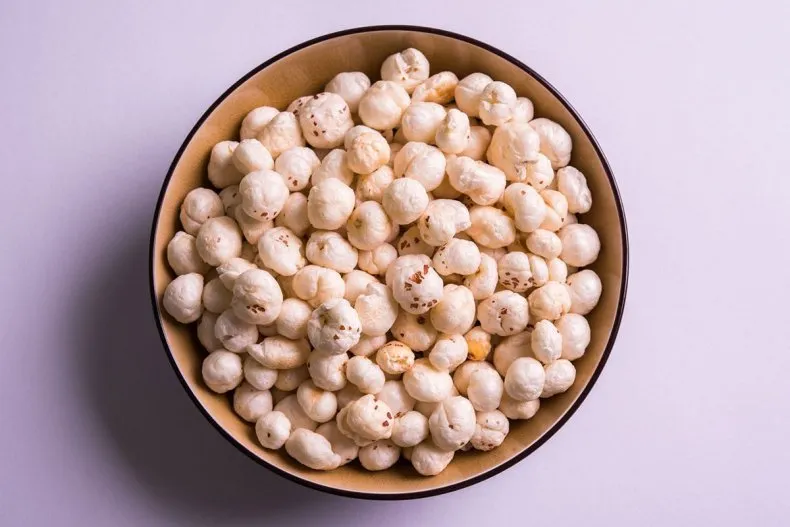 Unveiling the Rise of Makhana: A Crunchy Revo..