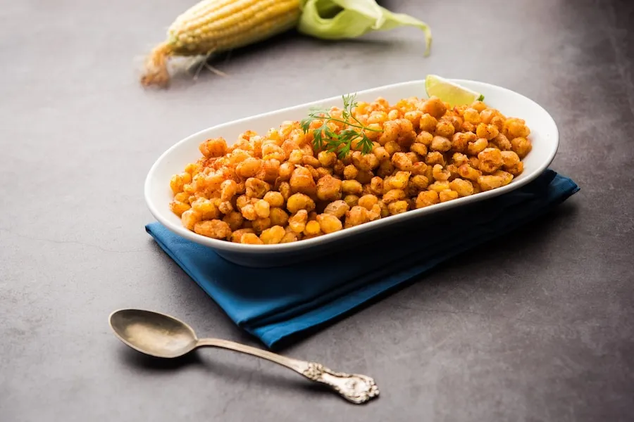 How does corn contribute to eye health with i..