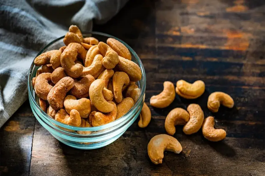 How do dry-roasted nuts like cashews and almo..