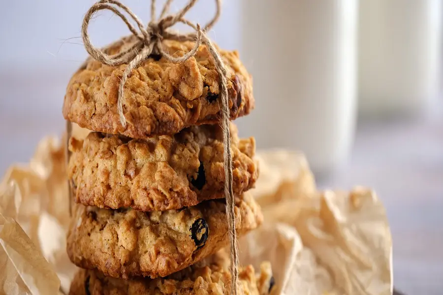 How Do Oats and Jaggery Cookies Compare to Re..