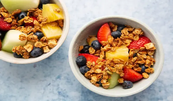 Granola benefits: What makes it a great sourc..