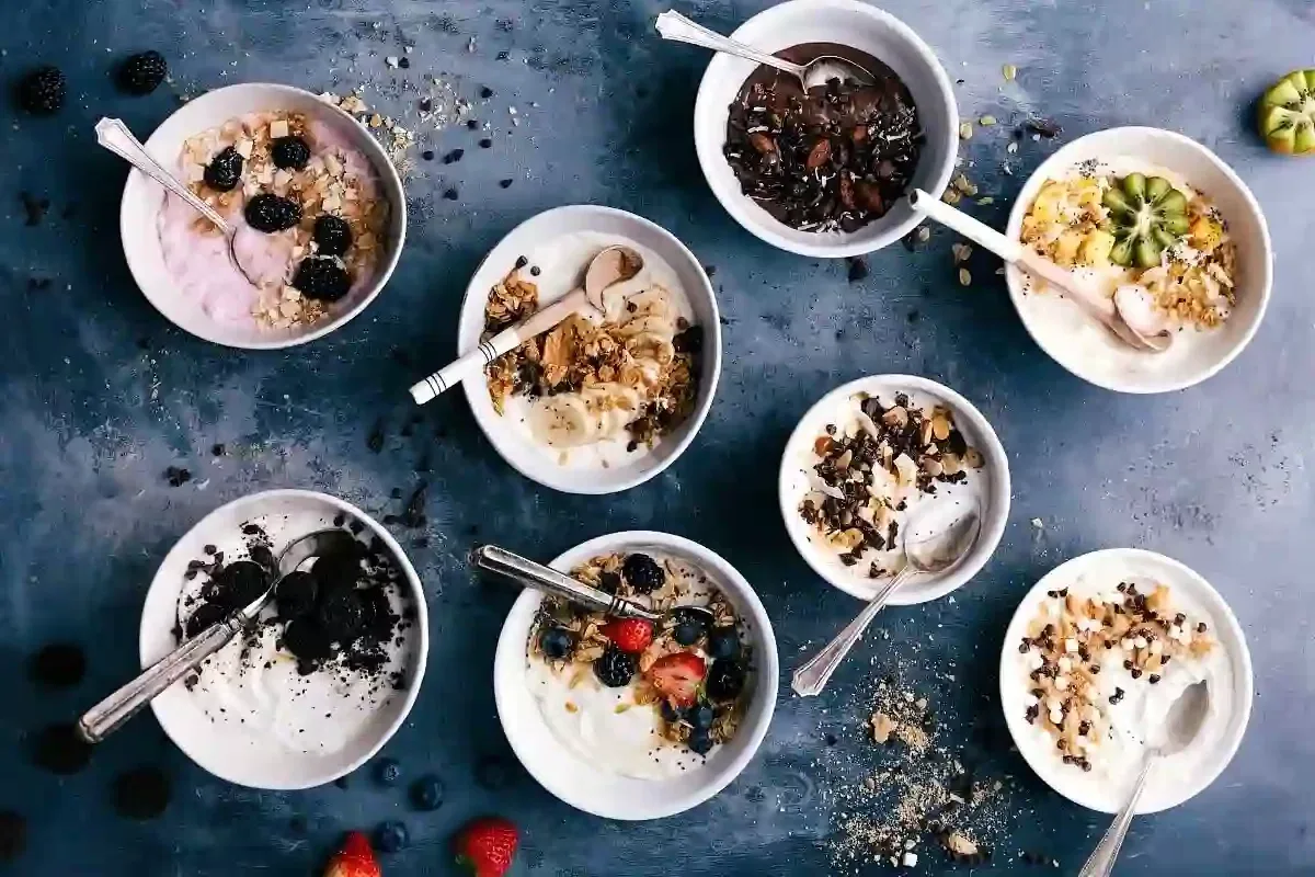 How Can You Create a Satisfying Breakfast Using Granola as the Main Ingredient?