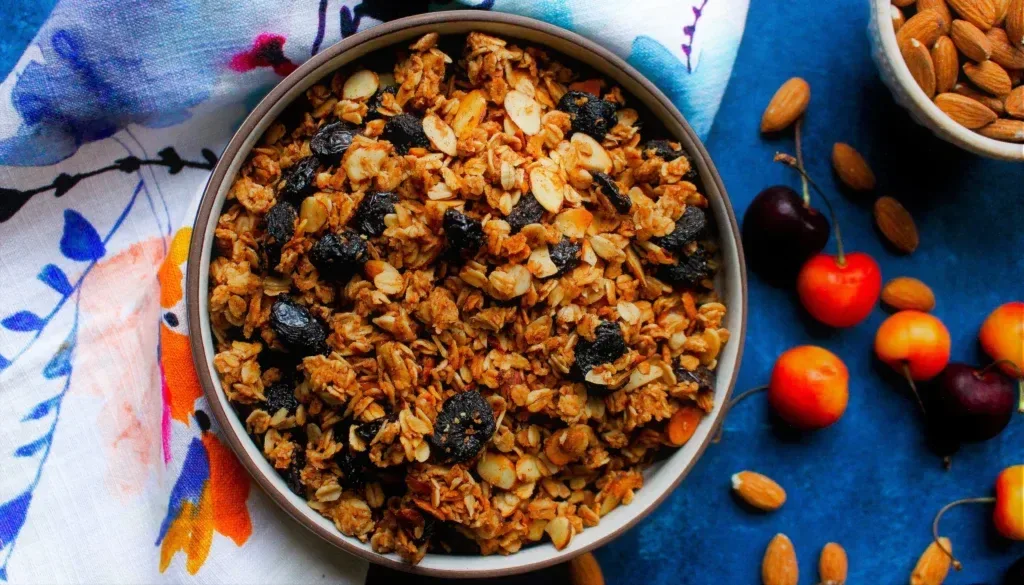 Granola: The Wholesome Breakfast Choice for a Vibrant Day Ahead