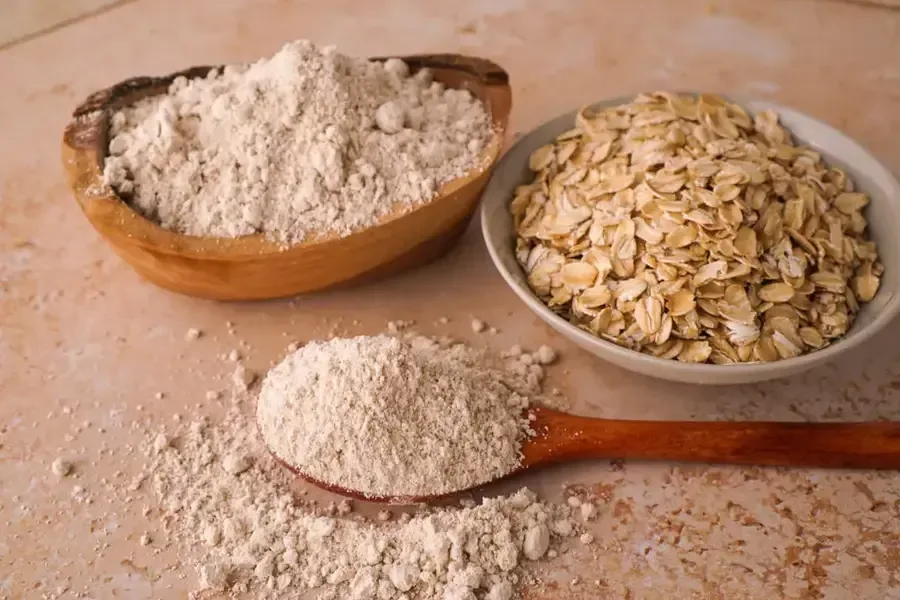 What Are the Benefits of Oats Flour Rather Than Maida Flour?