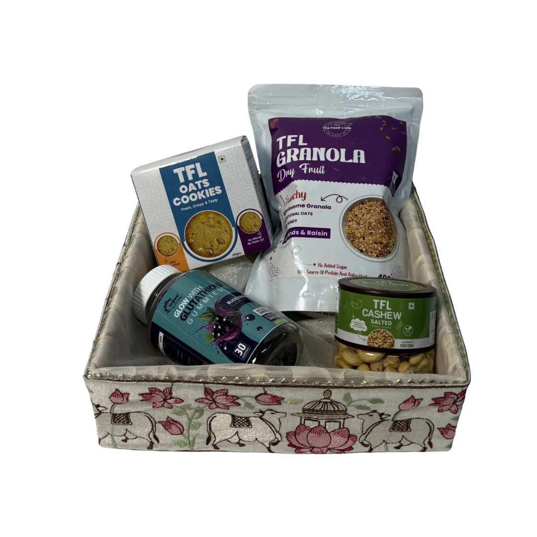 JUTE BASKET – 10 × 10 Gift Combo